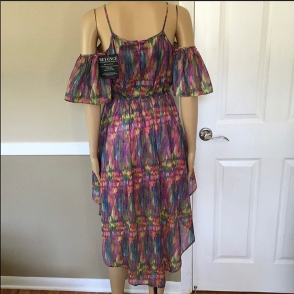 Dress - Picture 4 of 4